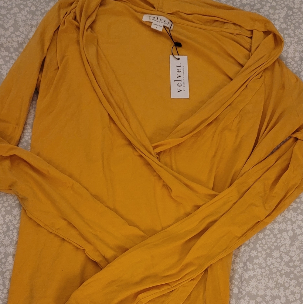 Velvet - Yellow long sleeve